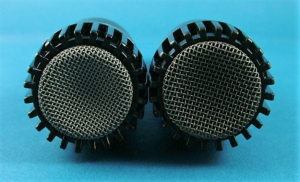 Real SM57 (left) and fake SM57 (right)